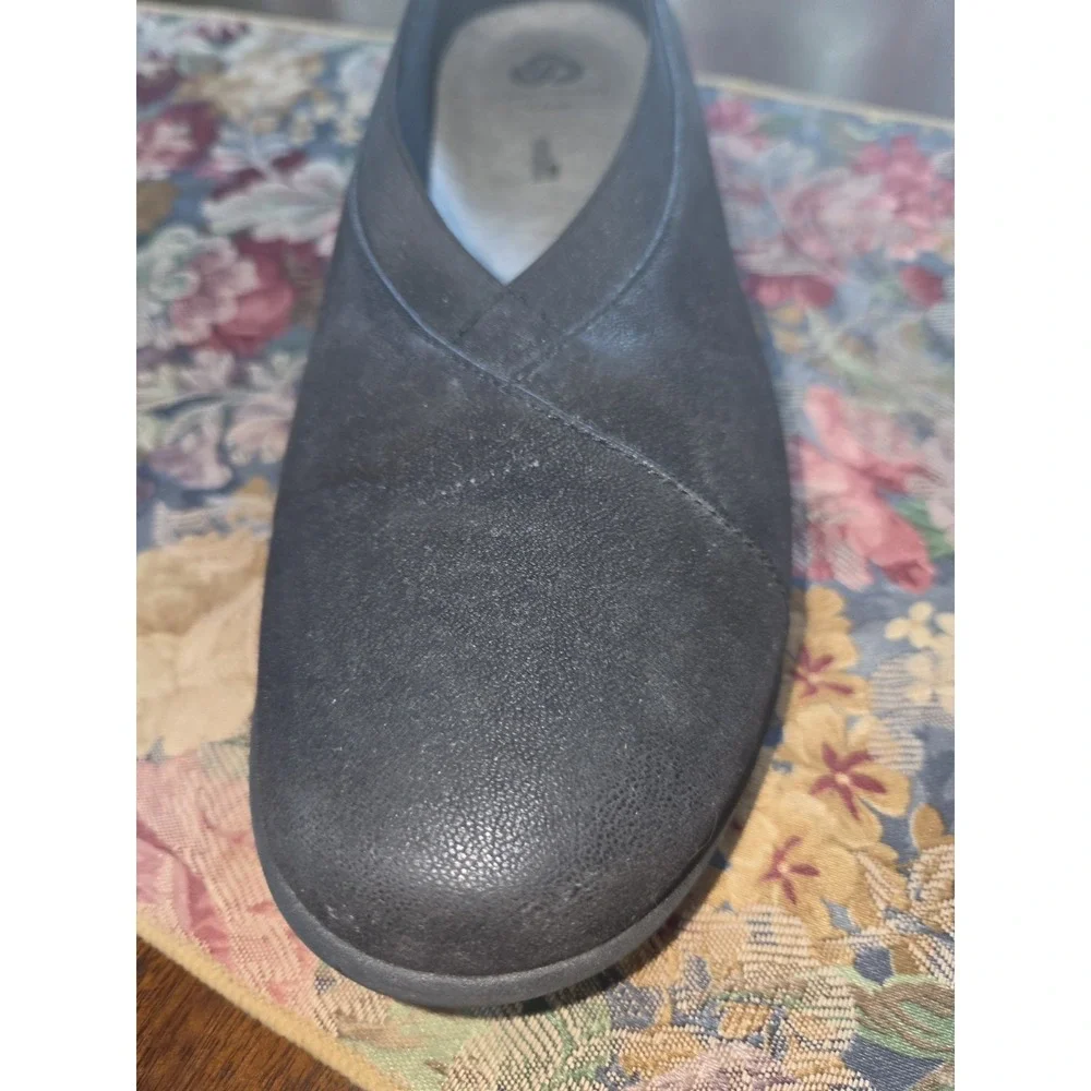 Clarks Cloudsteppers Breeze Ayla women's slip-on flats Size 10